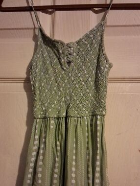 Sincerly Jules Light Green Smocked Floral Sundress